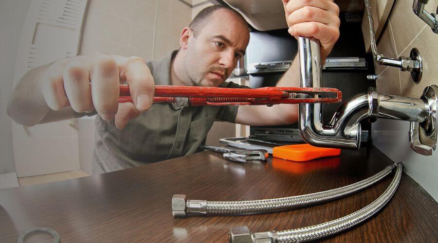 Expert burst pipe repair services in Vera, OK